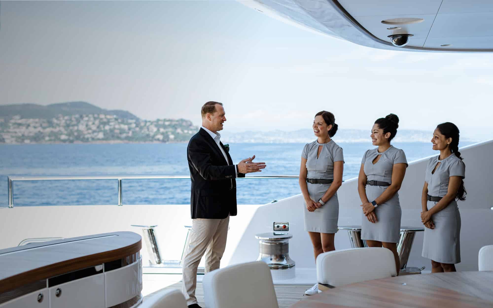ibiza yachting guide 2025